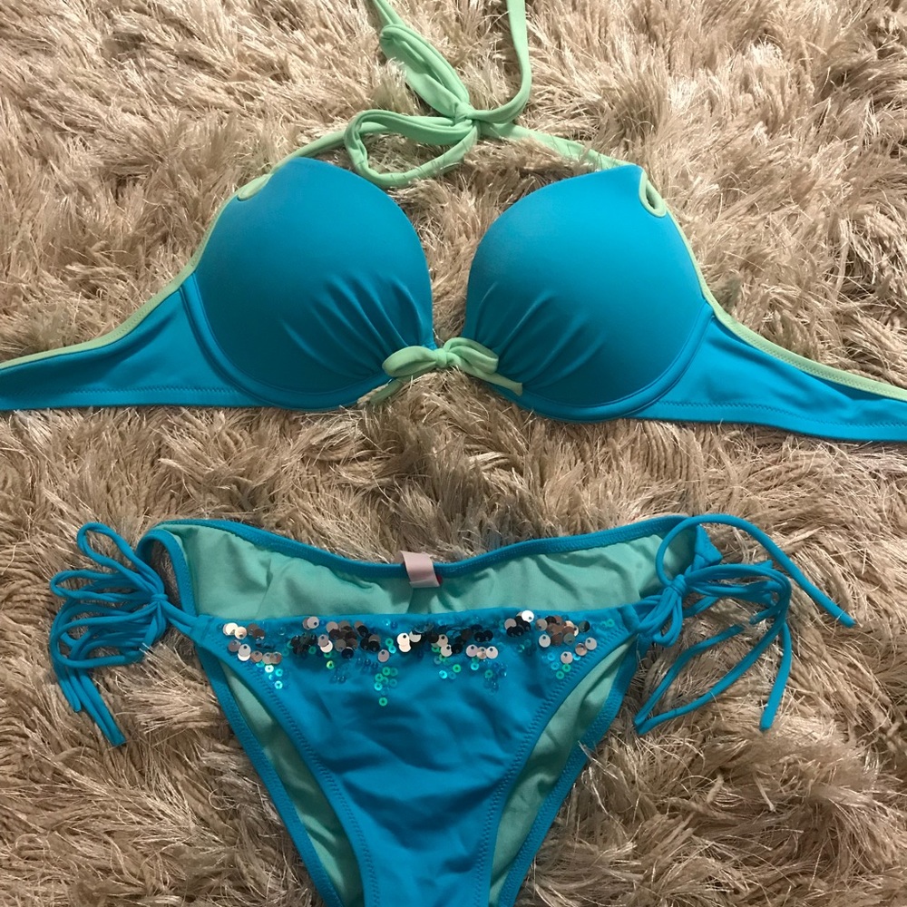 Victoria Secret Bombshell bathing suit